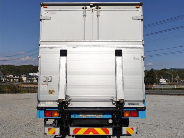 MITSUBISHI FUSOU FIGHTER 2013