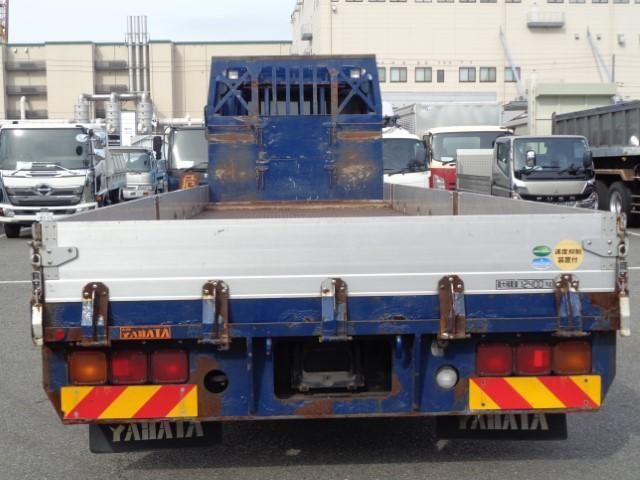 MITSUBISHI FUSOU SUPER GREAT 2015