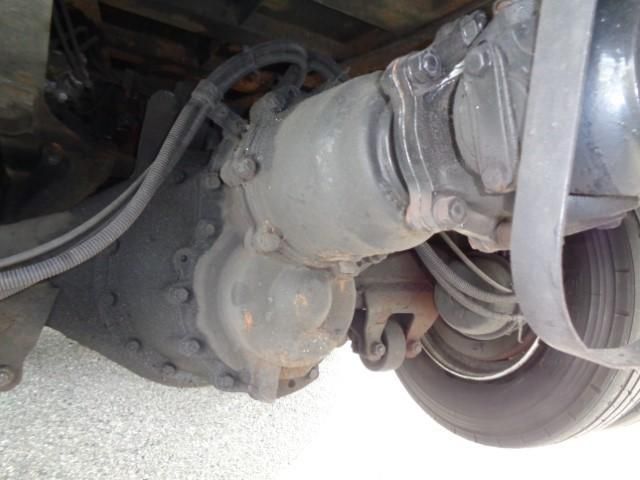 MITSUBISHI FUSOU SUPER GREAT 2015