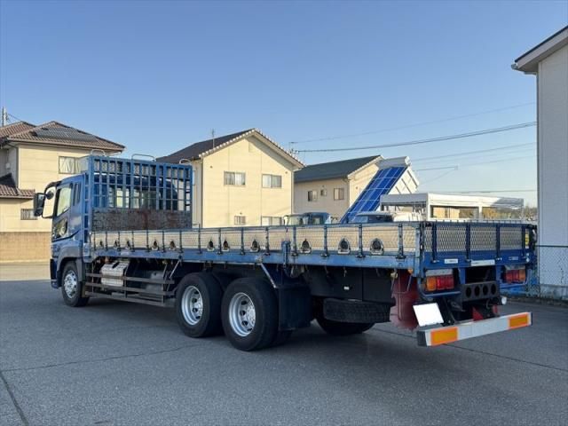 MITSUBISHI FUSOU SUPER GREAT 2011