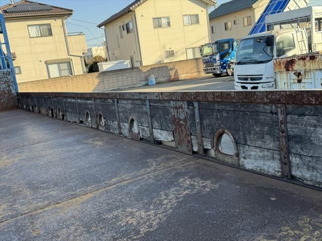 MITSUBISHI FUSOU SUPER GREAT 2011