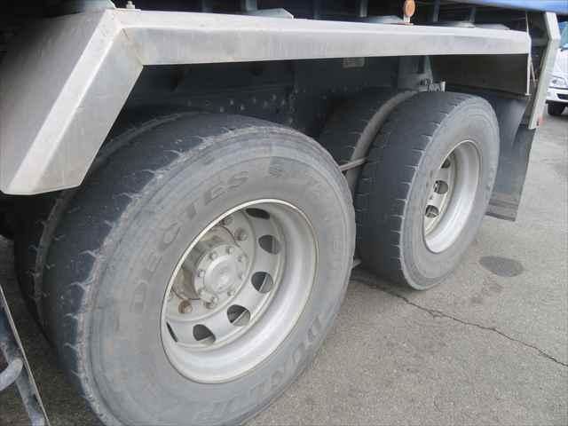 MITSUBISHI FUSOU SUPER GREAT 2015