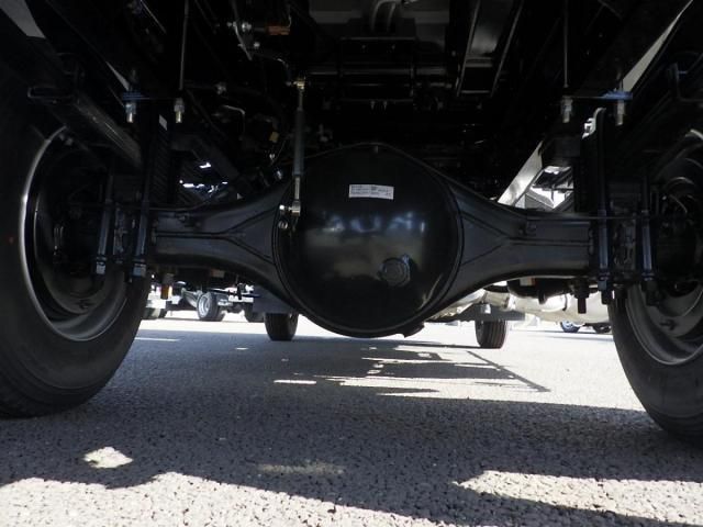 MITSUBISHI FUSOU FIGHTER 2025