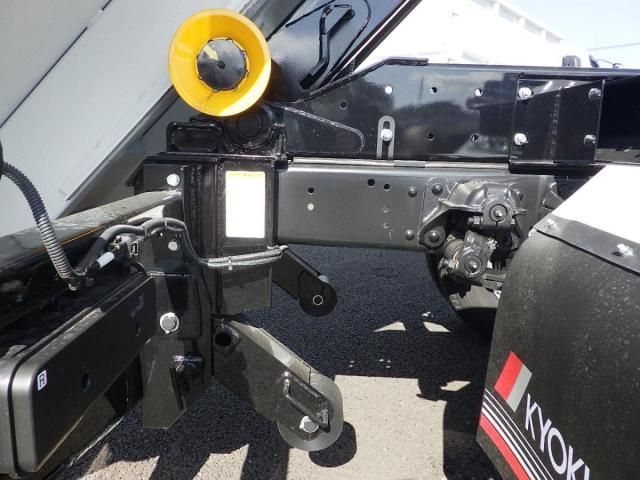 MITSUBISHI FUSOU FIGHTER 2025