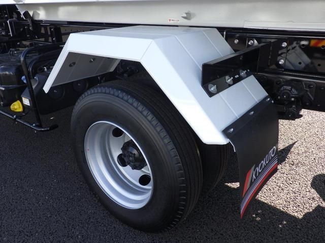 MITSUBISHI FUSOU FIGHTER 2025