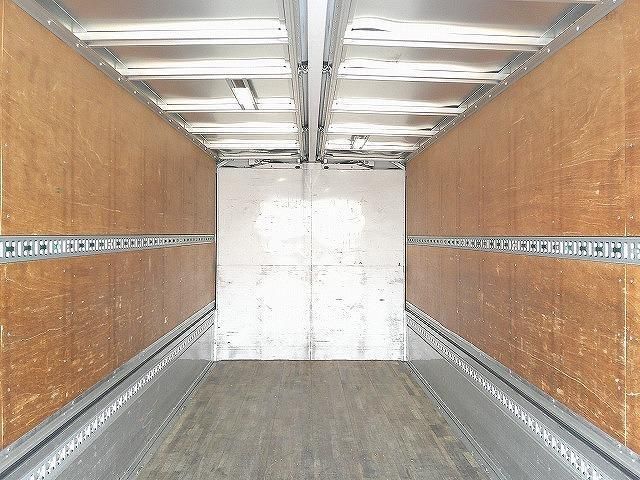 MITSUBISHI FUSOU FIGHTER 2018