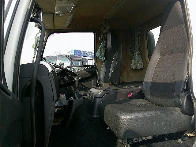 MITSUBISHI FUSOU FIGHTER 2018