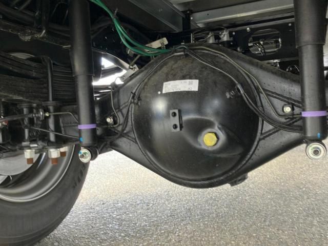 MITSUBISHI CANTER 2025