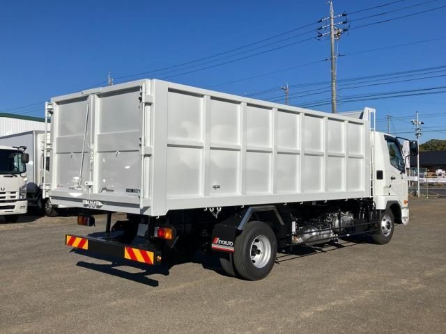 MITSUBISHI FUSOU FIGHTER 2025