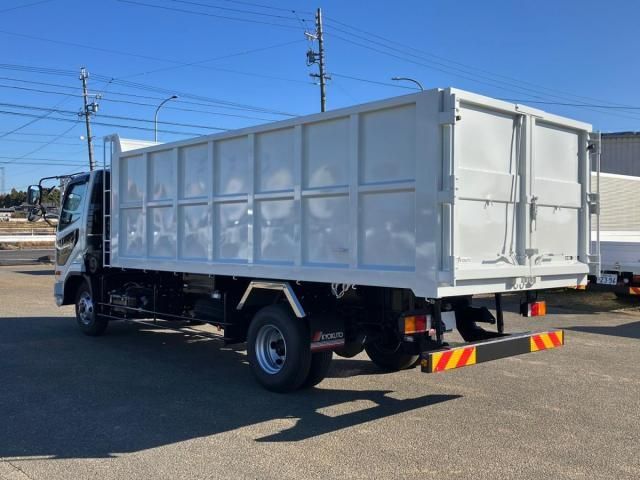 MITSUBISHI FUSOU FIGHTER 2025