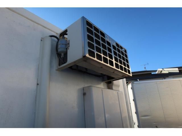 MITSUBISHI CANTER 2019