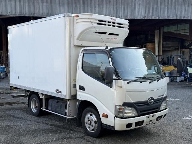 HINO DUTRO 2015