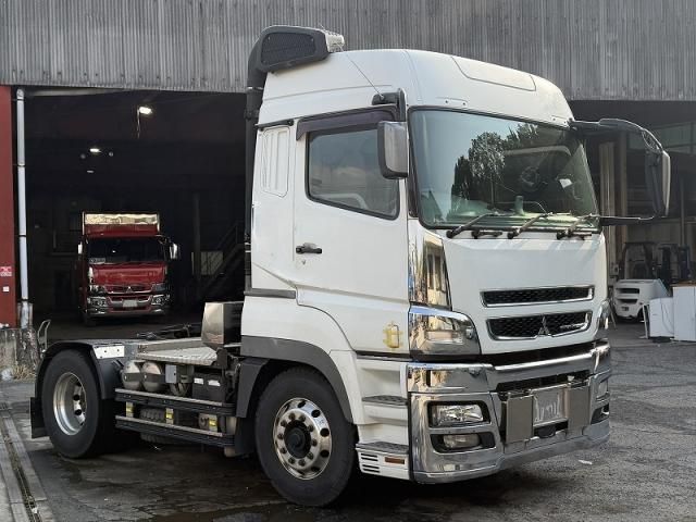 MITSUBISHI FUSOU SUPER GREAT 2016