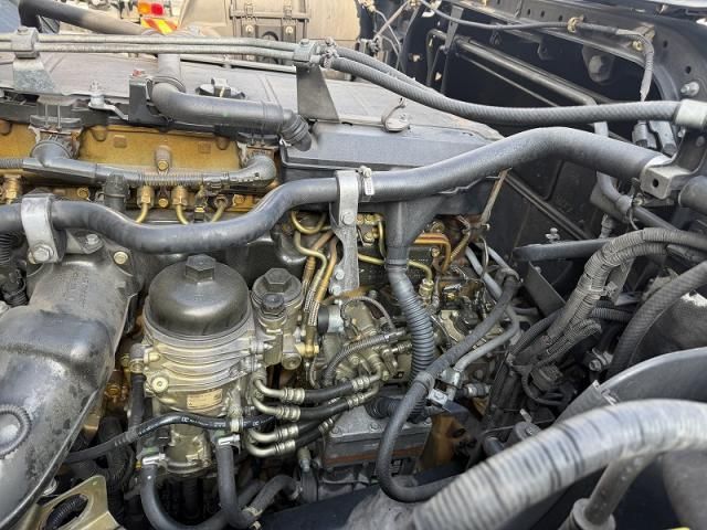 MITSUBISHI FUSOU SUPER GREAT 2016