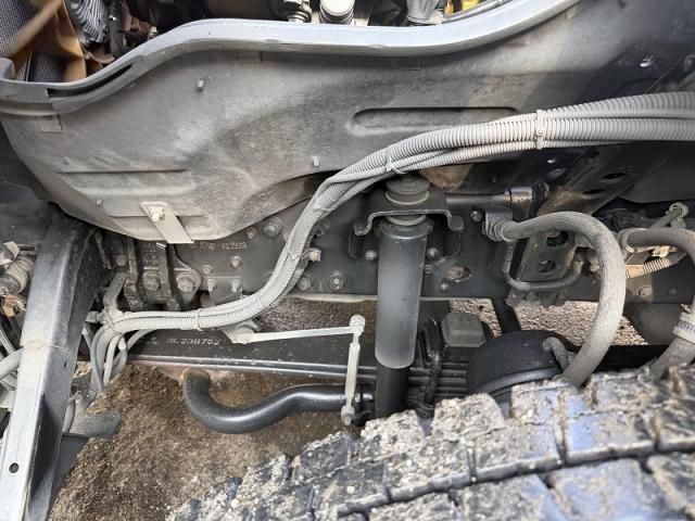 MITSUBISHI FUSOU SUPER GREAT 2016