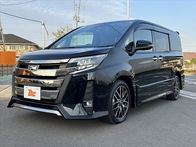 TOYOTA NOAH 2018
