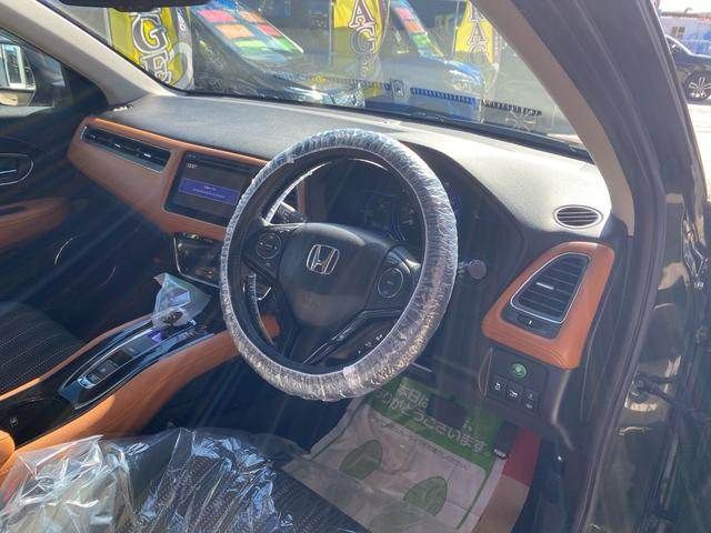 HONDA VEZEL HYBRID 2014