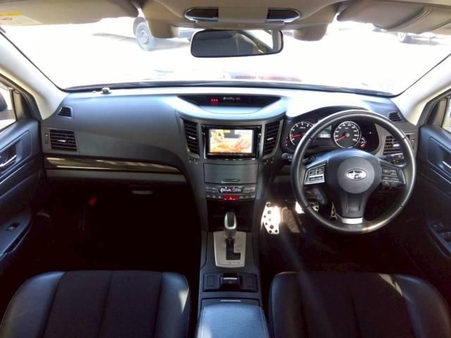 SUBARU LEGACY B4 2013