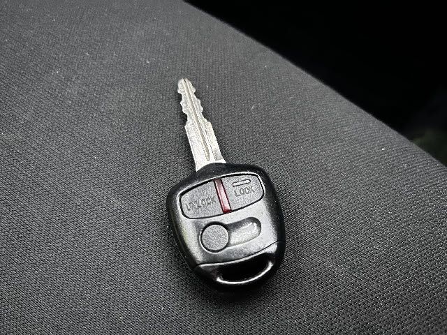 MITSUBISHI COLTPLAS 2010