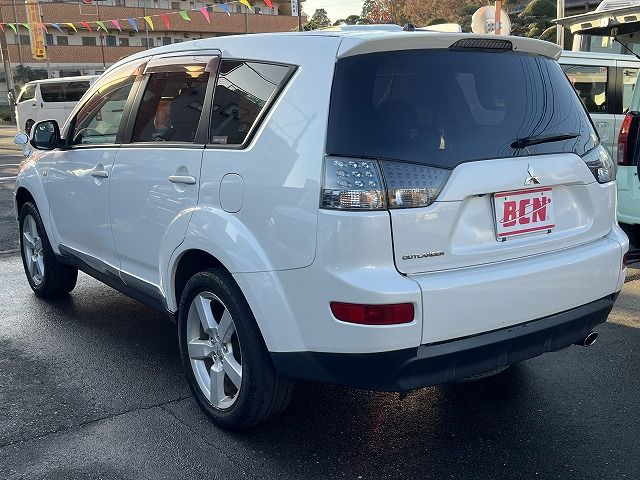 MITSUBISHI OUTLANDER 4WD 2006