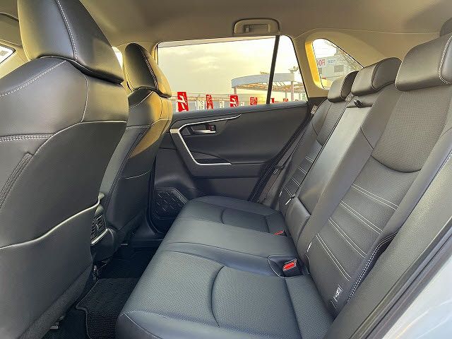 TOYOTA RAV4 4WD 2023