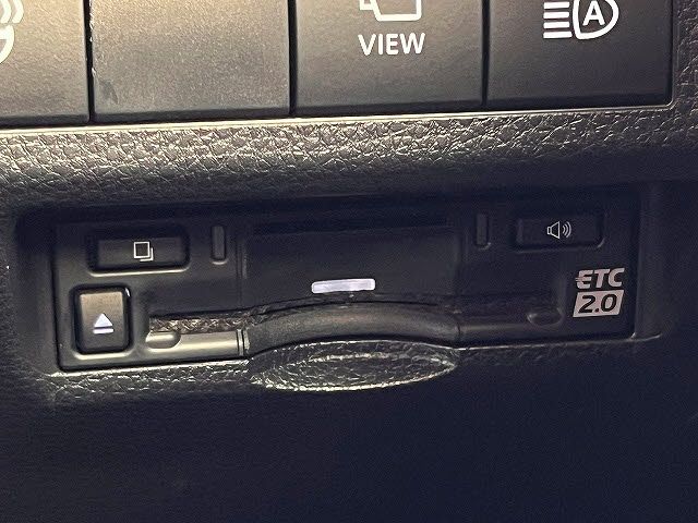 TOYOTA RAV4 4WD 2023