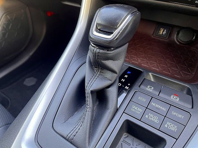 TOYOTA RAV4 4WD 2023