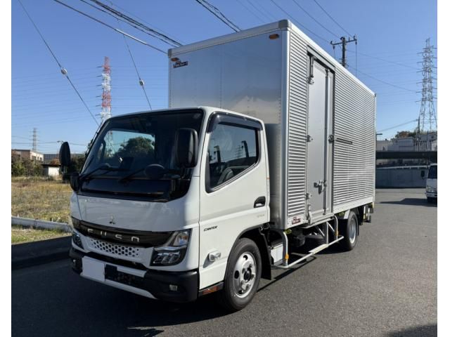MITSUBISHI CANTER 2025