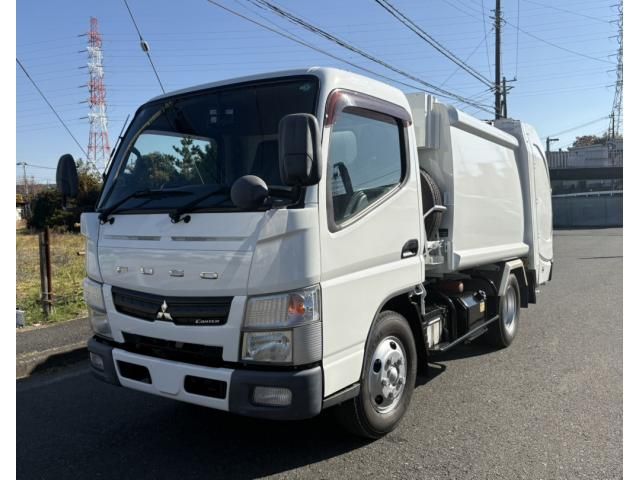 MITSUBISHI CANTER 2015