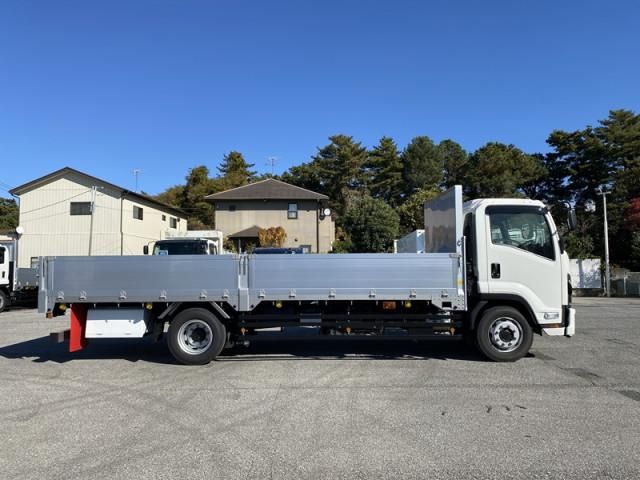 ISUZU FORWARD 2025
