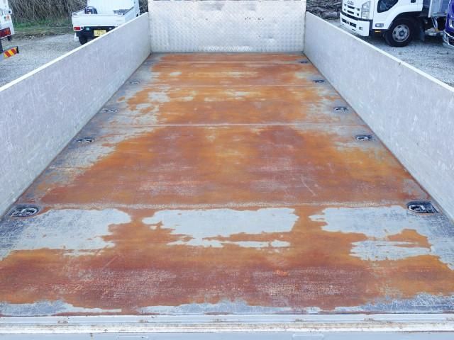 NISSAN DIESEL CONDOR 2013