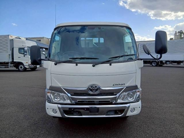 TOYOTA DYNA 2020