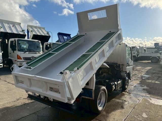 MITSUBISHI CANTER 2018