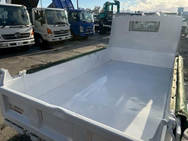 MITSUBISHI CANTER 2018