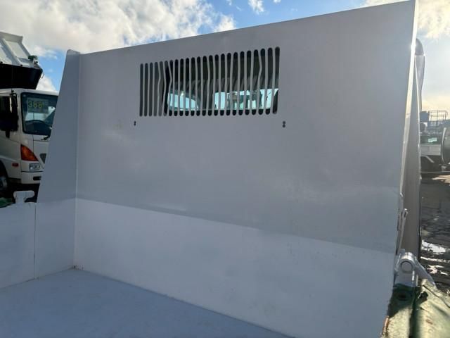 MITSUBISHI CANTER 2018