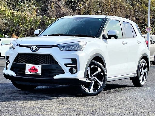 TOYOTA RAIZE HYBRID 2025