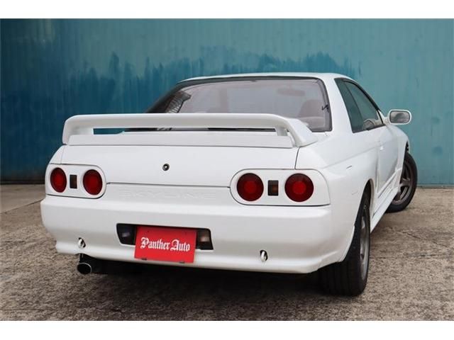 NISSAN SKYLINE GT-R 1991