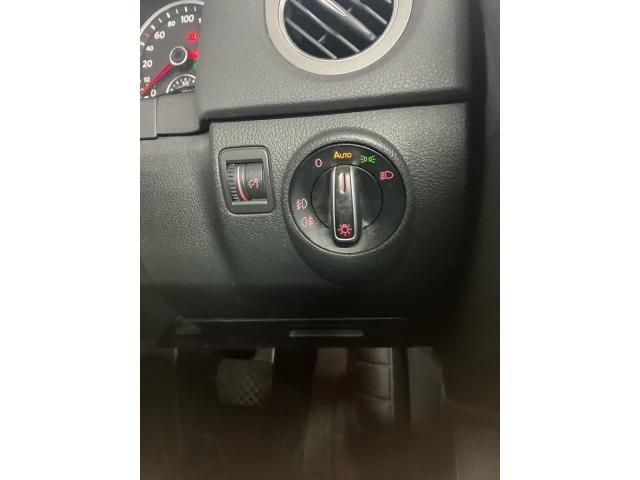 VOLKSWAGEN VOLKSWAGEN TIGUAN 2011