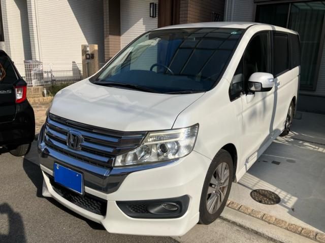 HONDA STEPWAGON SPADA 2013