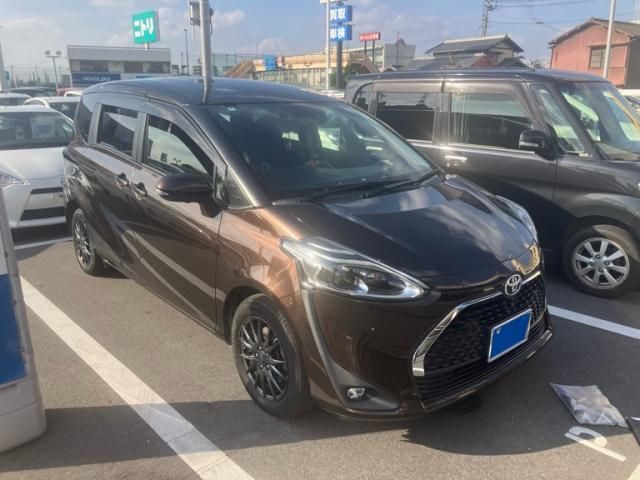 TOYOTA SIENTA 2018