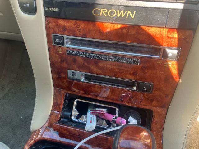 TOYOTA CROWN sedan 2004