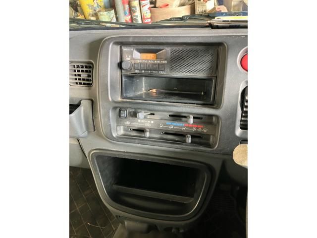 DAIHATSU HIJET truck 4WD 1996