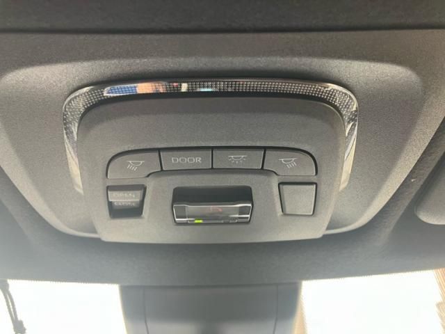 TOYOTA COROLLA CROSS HYBRID 2023