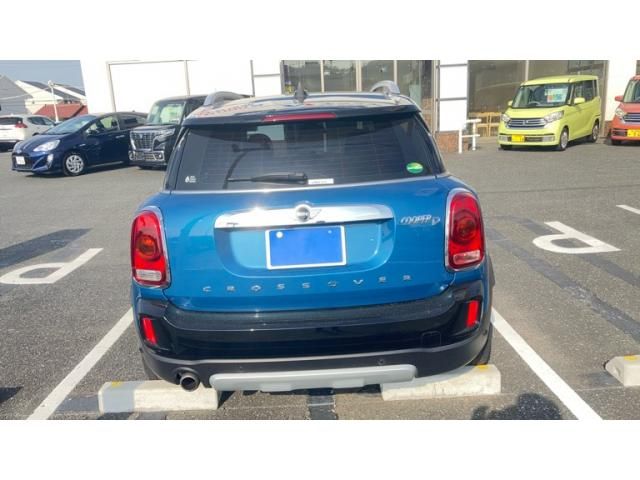 BMW BMW MINI COOPER D CROSSOVER 2017