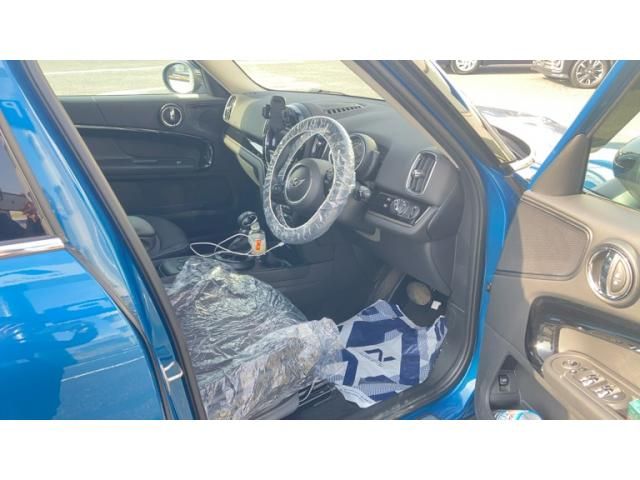 BMW BMW MINI COOPER D CROSSOVER 2017