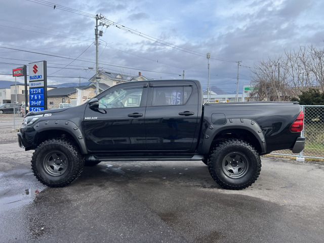 TOYOTA HILUX 4WD 2018