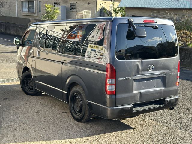 TOYOTA REGIUSACE van 2WD 2009