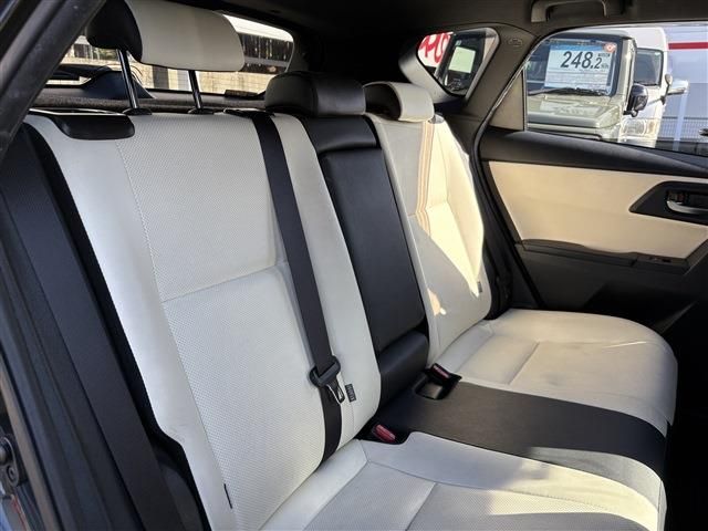 TOYOTA AURIS HYBRID 2016