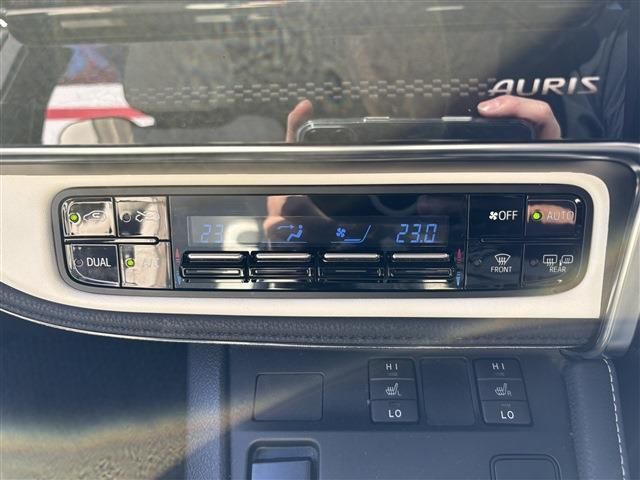 TOYOTA AURIS HYBRID 2016