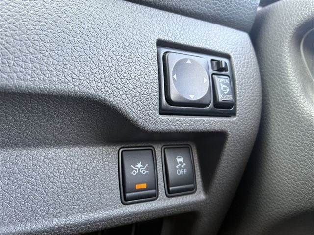 NISSAN NV350 CARAVAN 2021